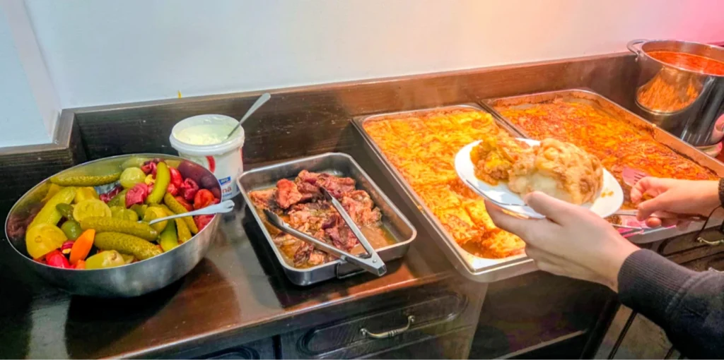 masa completa a angajatilor a fost asumata ca responsabilitate a companiei mediatel data beneficii istete - Hacking Work